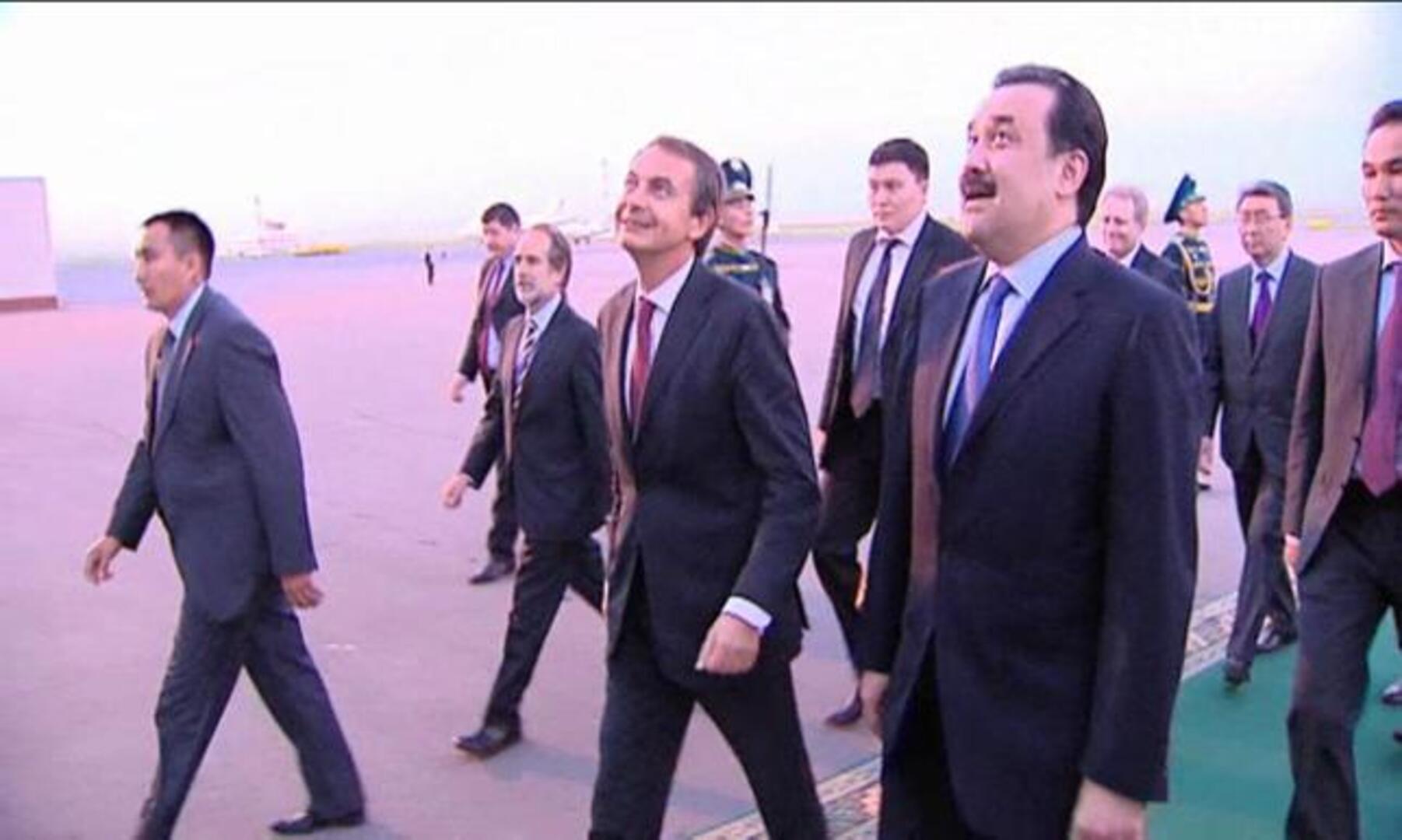 Zapatero viaja hoy a Kazajistán junto a empresarios para impulsar el comercio