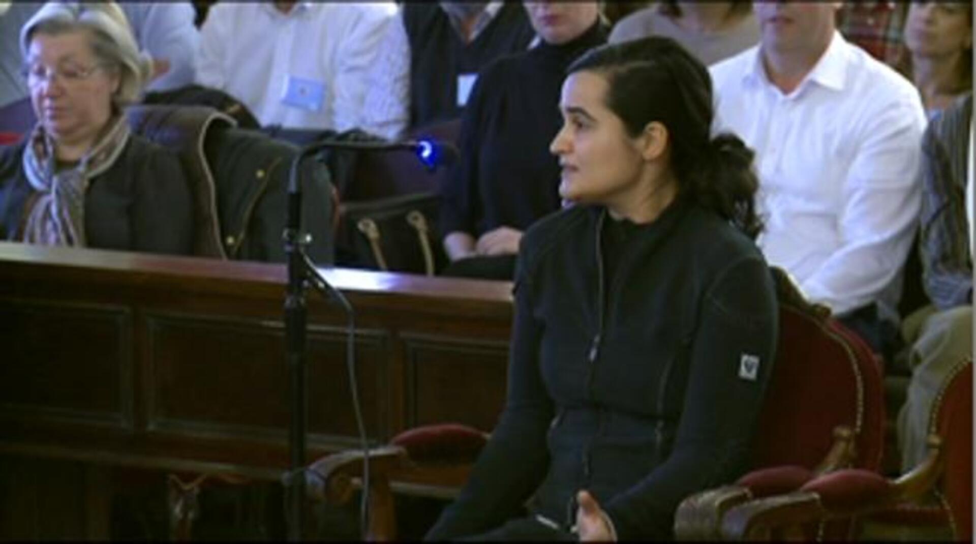 Raquel Gago se derrumba durante su declaración