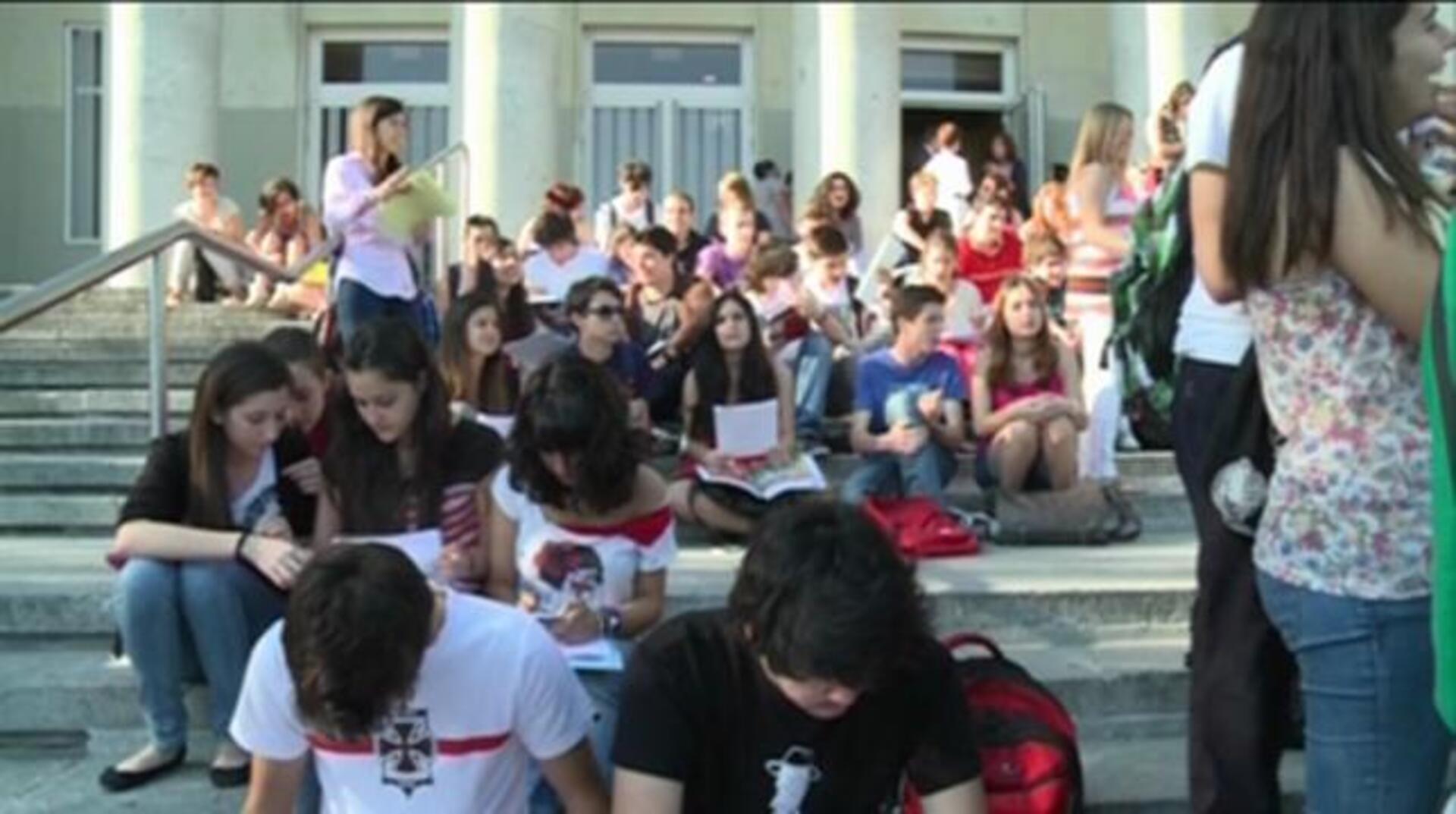 Educación aumentará las horas de Matemáticas, Lengua castellana, Ciencias e Inglés frente a las de las optativas