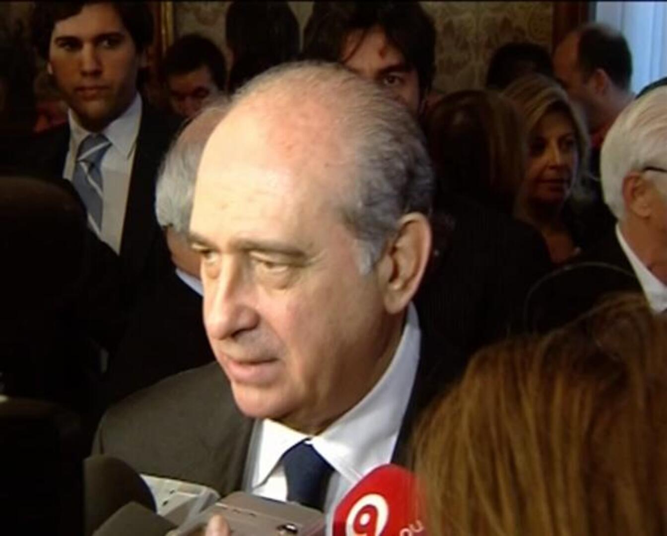 Despedida a Fraga como «servidor del Estado» en la intimidad de su domicilio