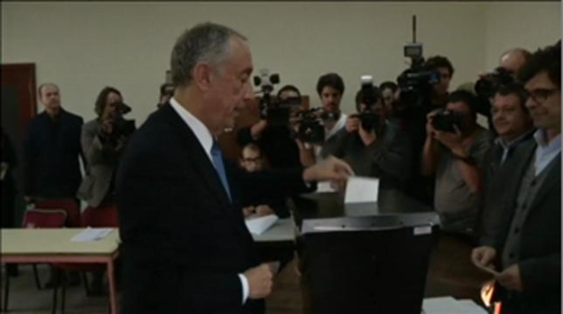 Rebelo de Sousa gana las presidenciales lusas, con un 52,07% de los votos con el 99% escrutado