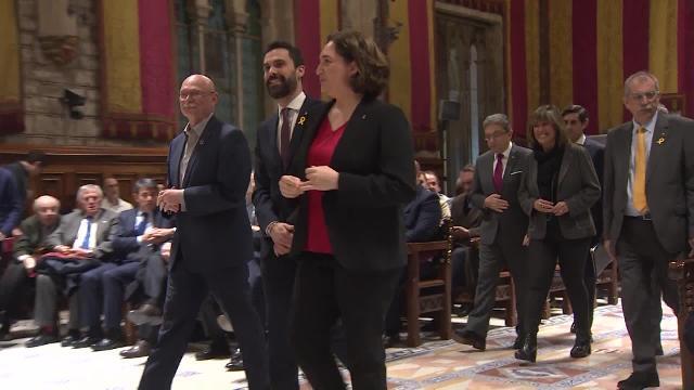 El Rey vuelve a Cataluña y no le recibirán ni Colau ni Torrent