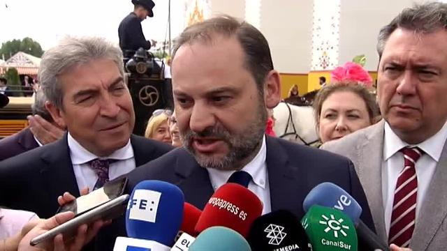 Ábalos: &quot;Un acuerdo programático con Podemos es posible y sería positivo, y que paralelamente hubiera un gobierno de inspiración socialista&quot;.