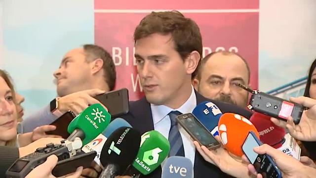 El conflicto del taxi se traslada a los partidos políticos