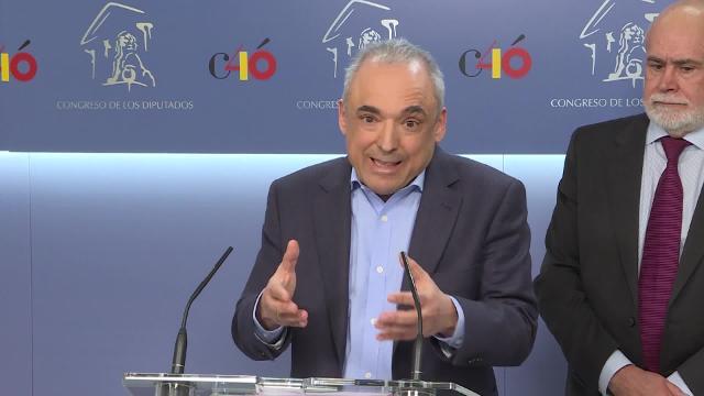 PSOE acusa a PP y Cs de protagonizar la &quot;auténtica traición a España&quot;