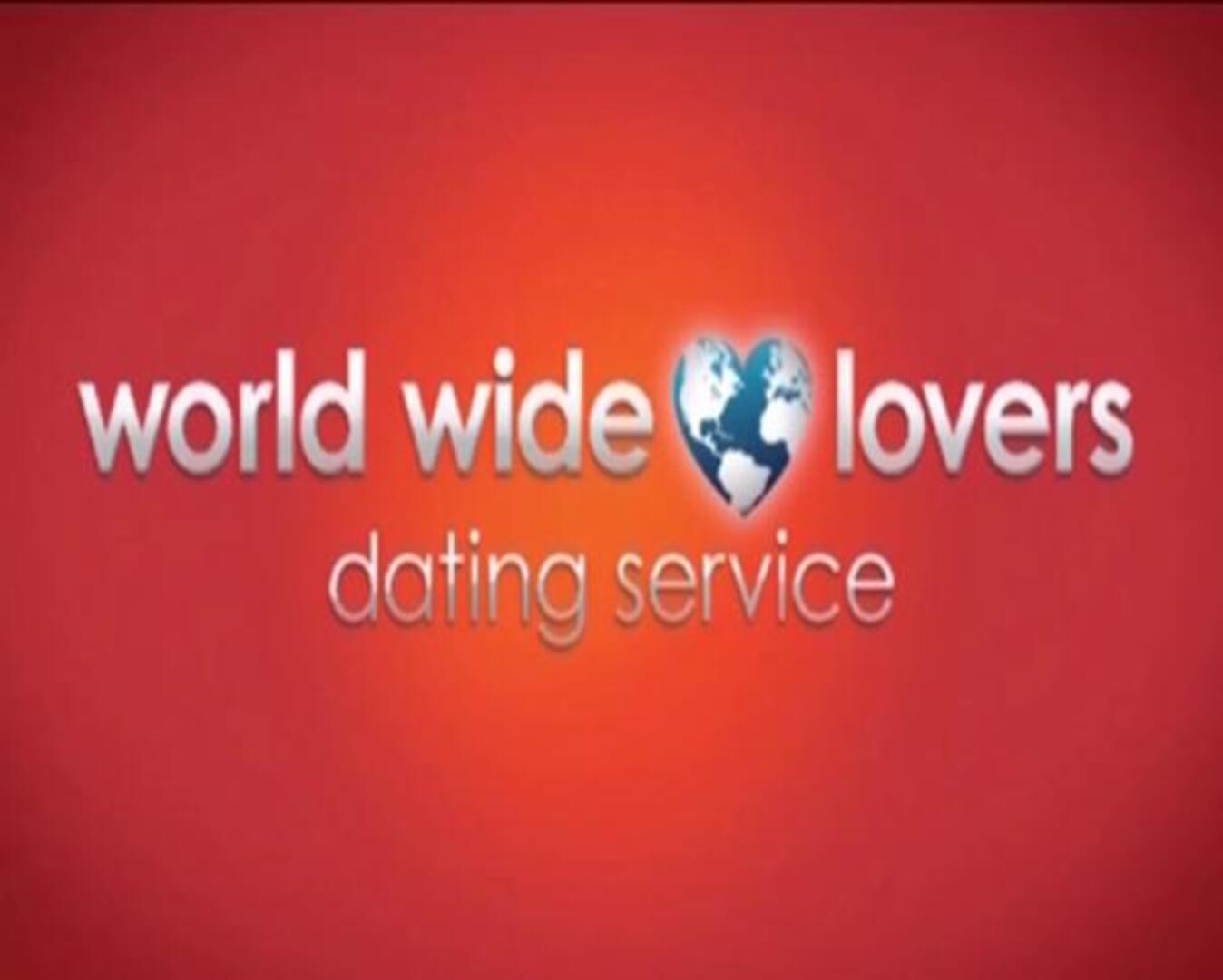 Ashton Kutcher busca novia en una web de citas