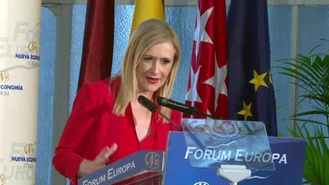 Cristina Cifuentes y Mariano Rajoy,