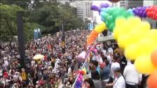 Sao Paulo celebra el orgullo gay con un desfile multitudinario