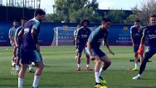 Entrenamiento del Barça antes de salir para la gira de EEUU