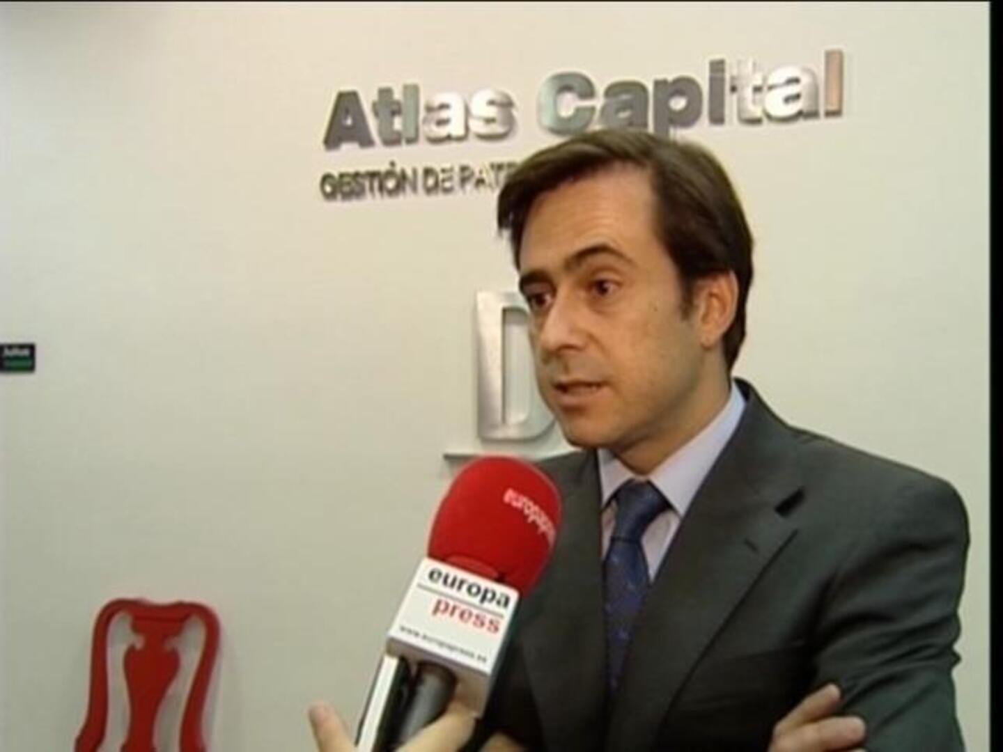 La prima de riesgo española supera los 300 puntos por las dudas sobre Italia