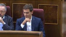 Sánchez propone una reforma exprés de la Constitución para eliminar aforamientos