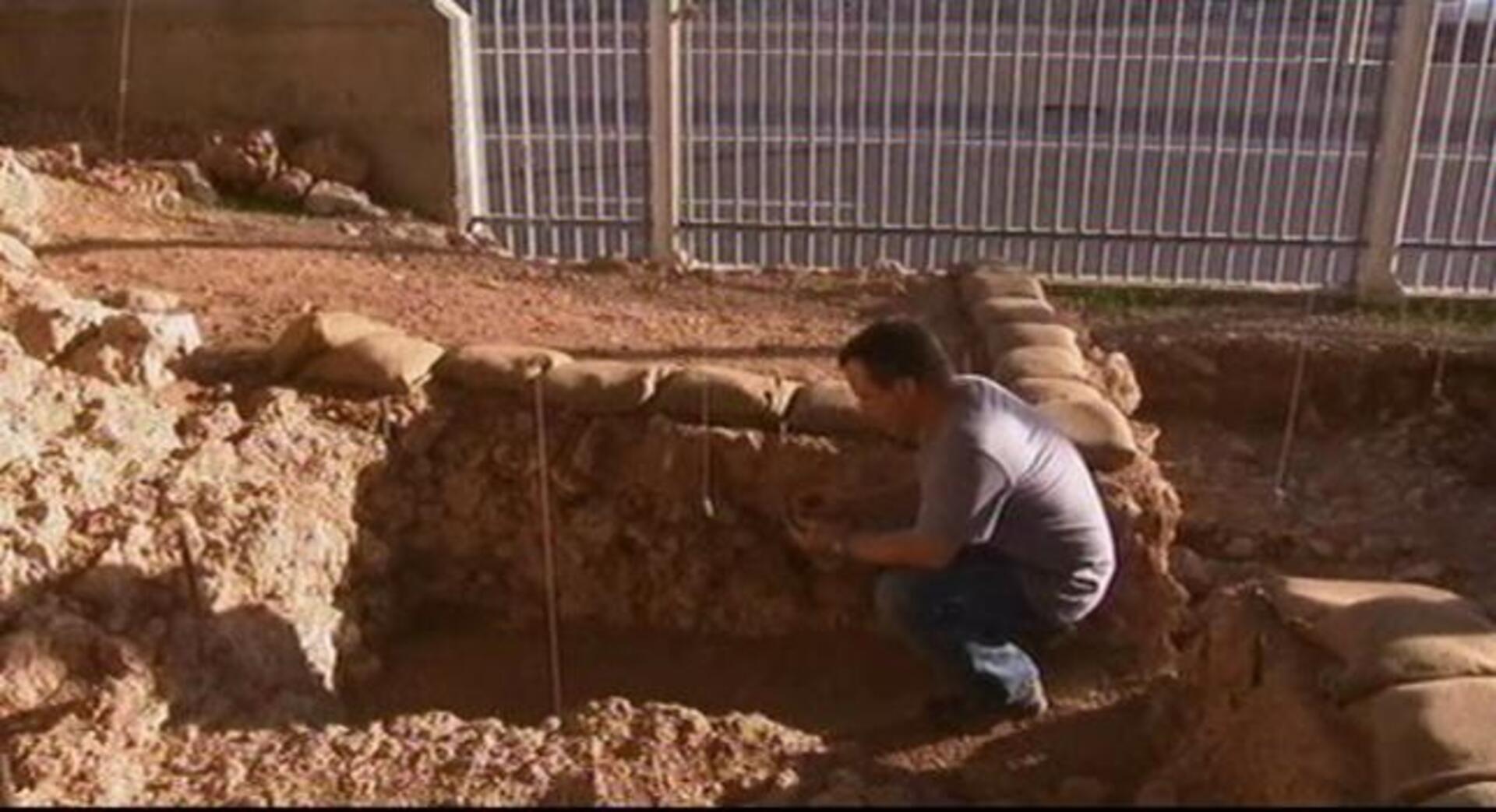 Arqueólogos dicen haber encontrado los restos humanos más antiguos del mundo