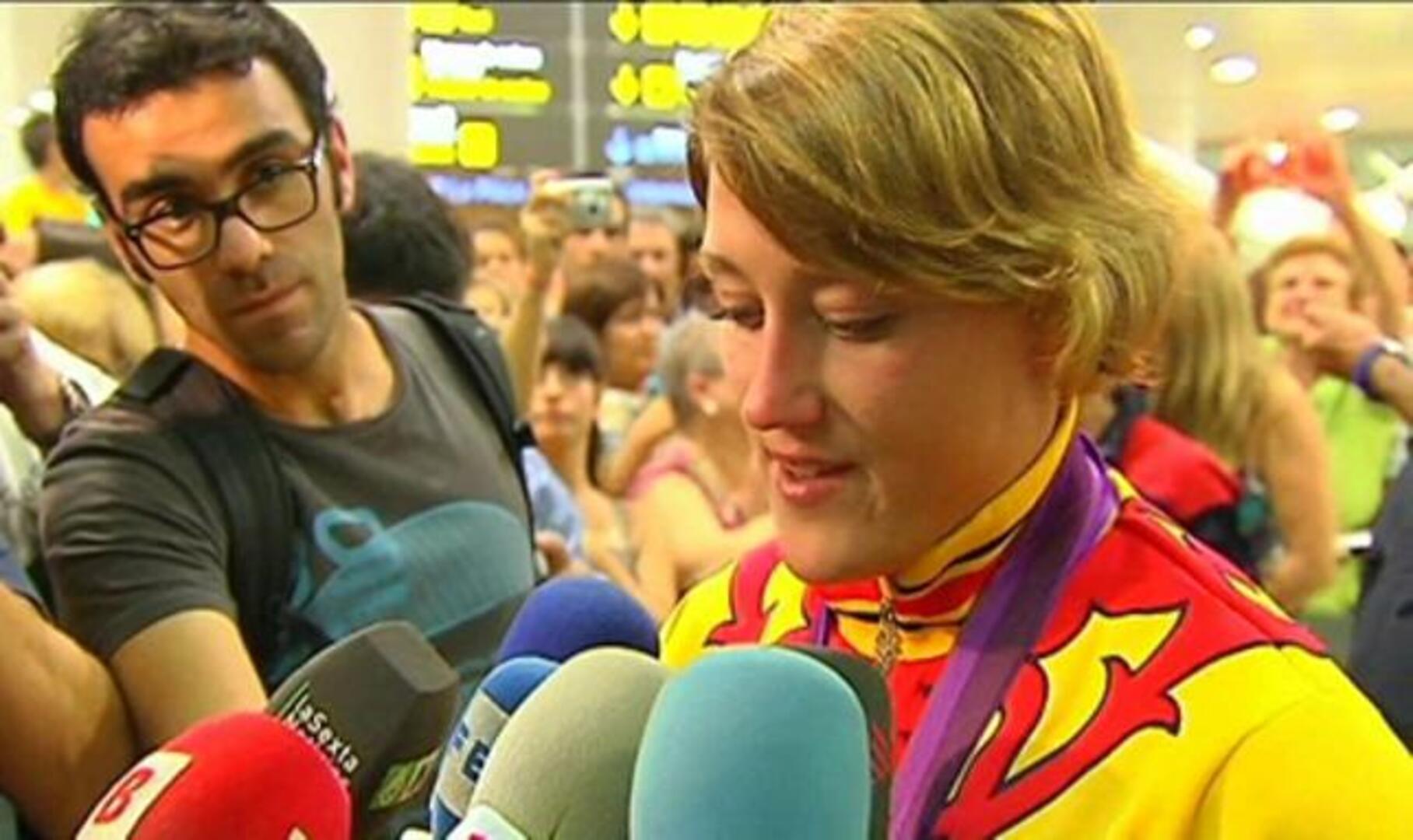 Londres 2012: Apoteósico recibimiento a Mireia Belmonte