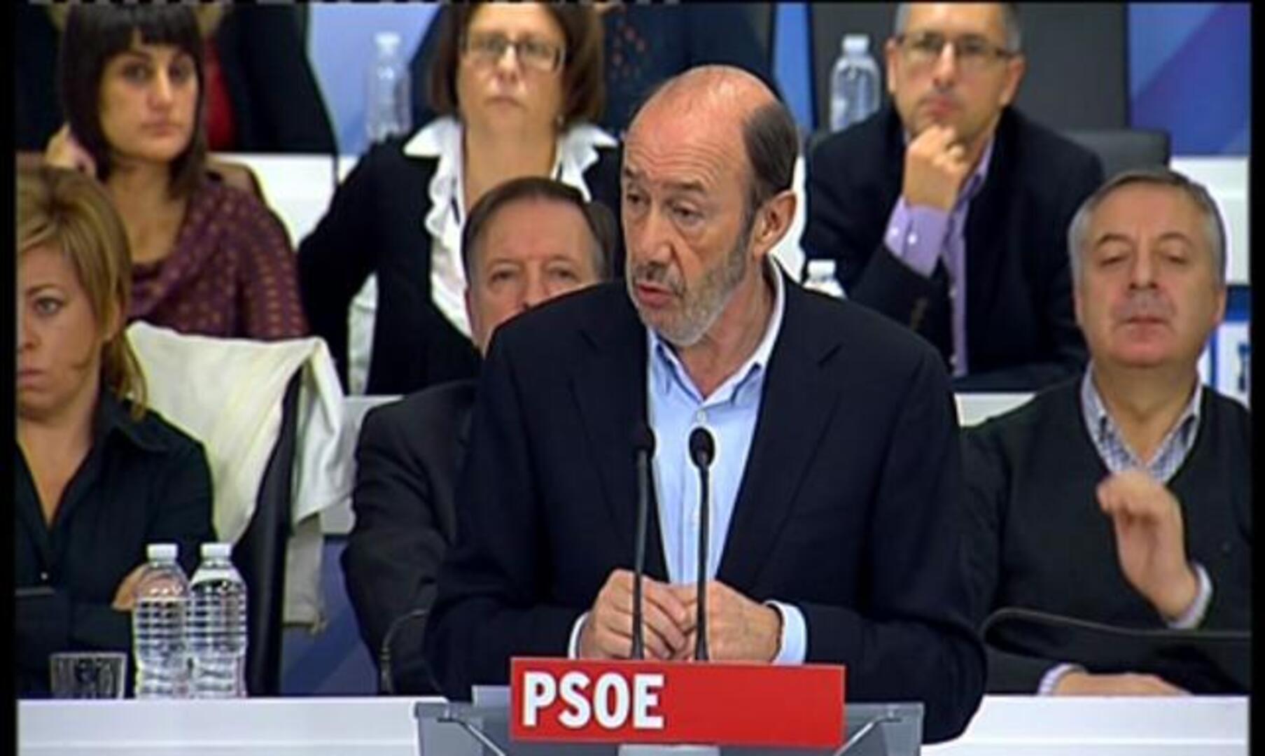 Rubalcaba asegura que el PSOE no puede ser ahora «una oposición despistada y desorganizada»