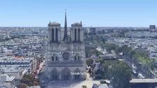Los bomberos temen un posible derrumbe del frontón de las fachadas laterales de Notre Dame