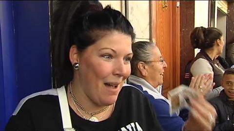 Vecinos de Pinos Puente (Granada), celebran con fiesta flamenca el segundo premio