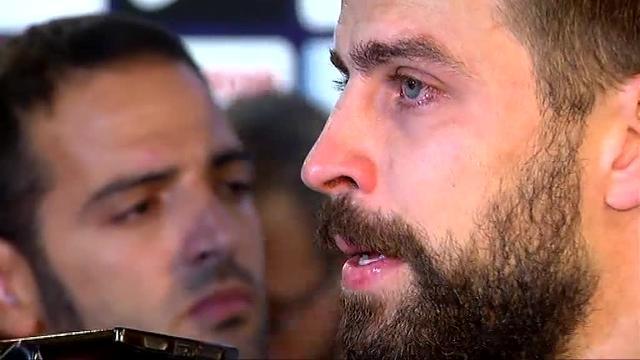 Gerard Piqué, durante la comparecencia en la zona mixta