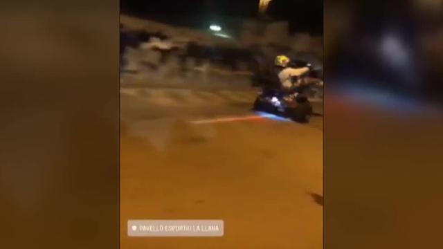 Carreras ilegales a todo gas en el polígono de Rubí