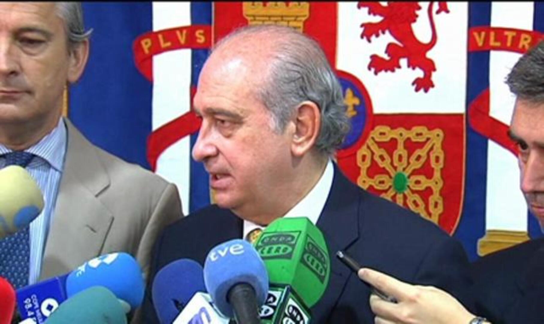 Fernández Díaz: «El único comunicado que esperamos de ETA es el de su disolución»