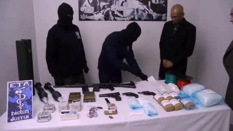 Los etarras, anuncian el final del terrorismo sin condiciones