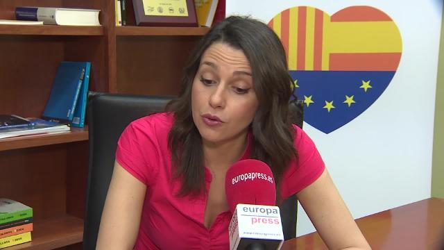 Arrimadas ve a Valls &quot;animado&quot; para liderar una candidatura europeísta