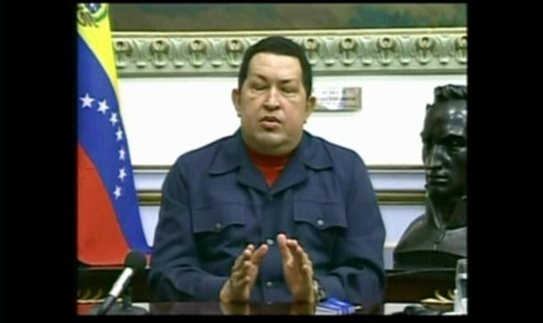 Chávez nombra a Nicolás Maduro como sucesor en caso de que él no esté