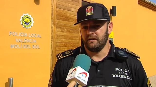 Detenido un hombre por encerrar a sus hijos en casa para irse a la playa