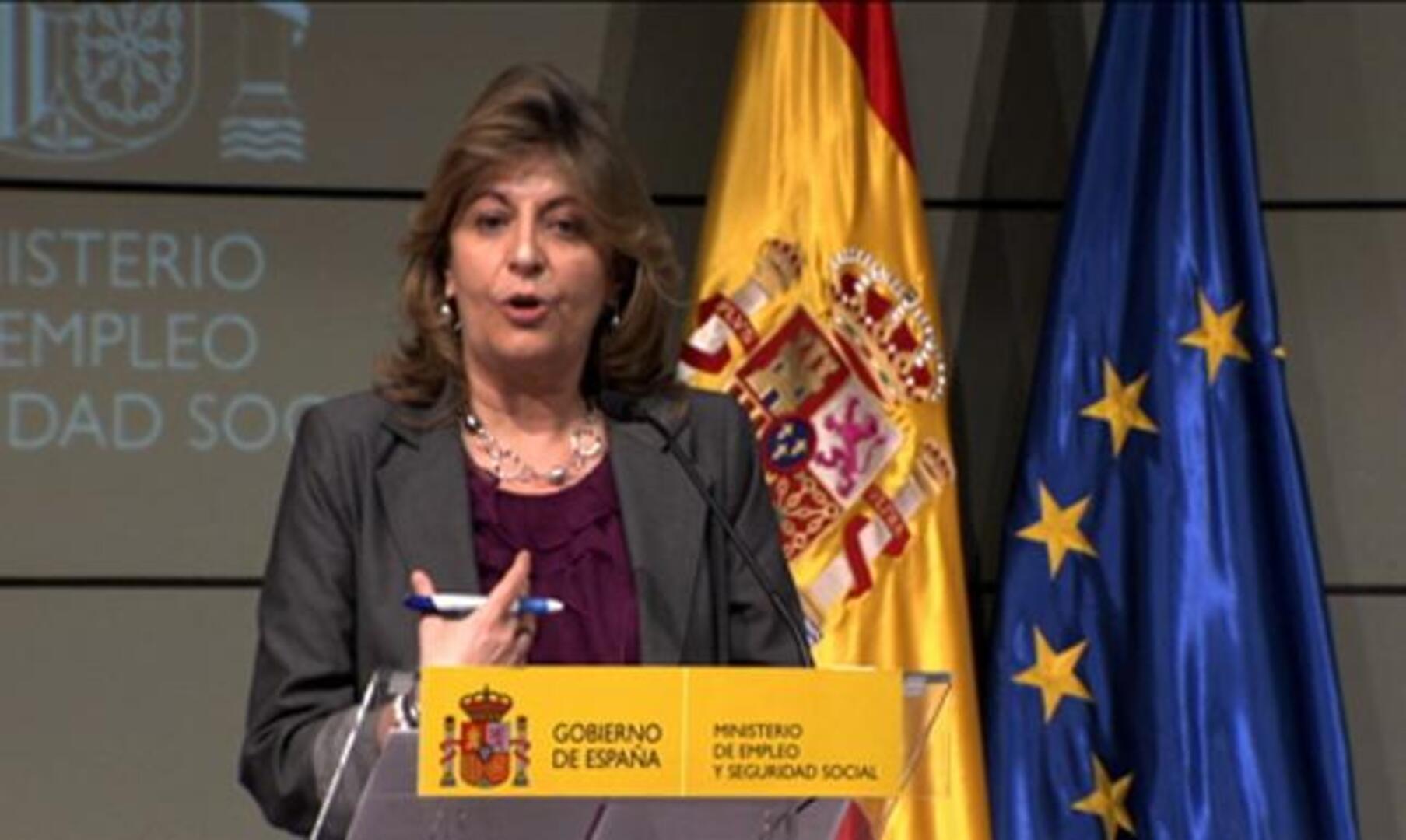 Báñez ofrece a las Comunidades Autónomas que los parados realicen trabajos sociales