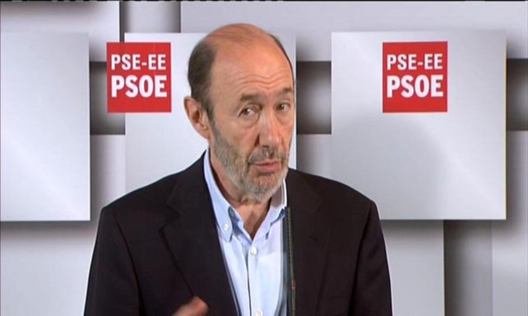 Rubalcaba:«Bildu pierde credibilidad cada día que no pide la disolución de ETA»