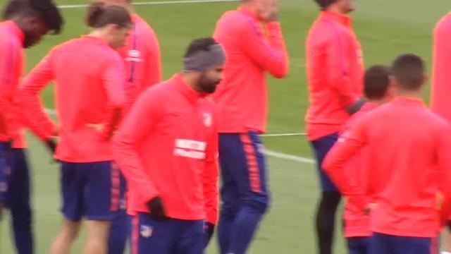 Diego Costa vuelve a los entrenamientos
