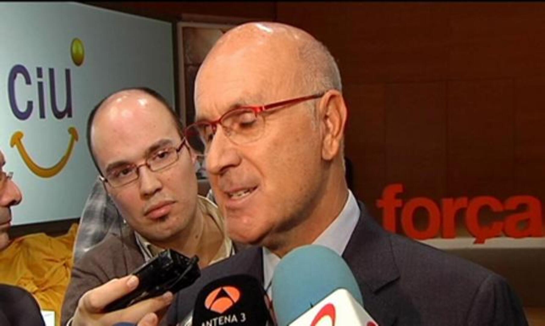 «Rajoy debería ser capaz de aplicar los recortes de Artur Mas»