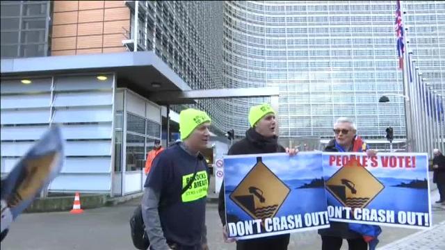 Bruselas y Londres se volverán a sentar para renegociar algunos puntos del Brexit