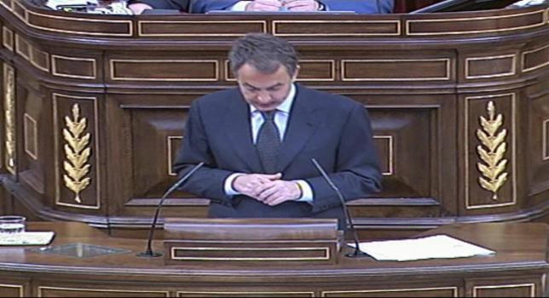 Zapatero cubre su falta de propuestas con ataques al PP por torpedear el Estatut
