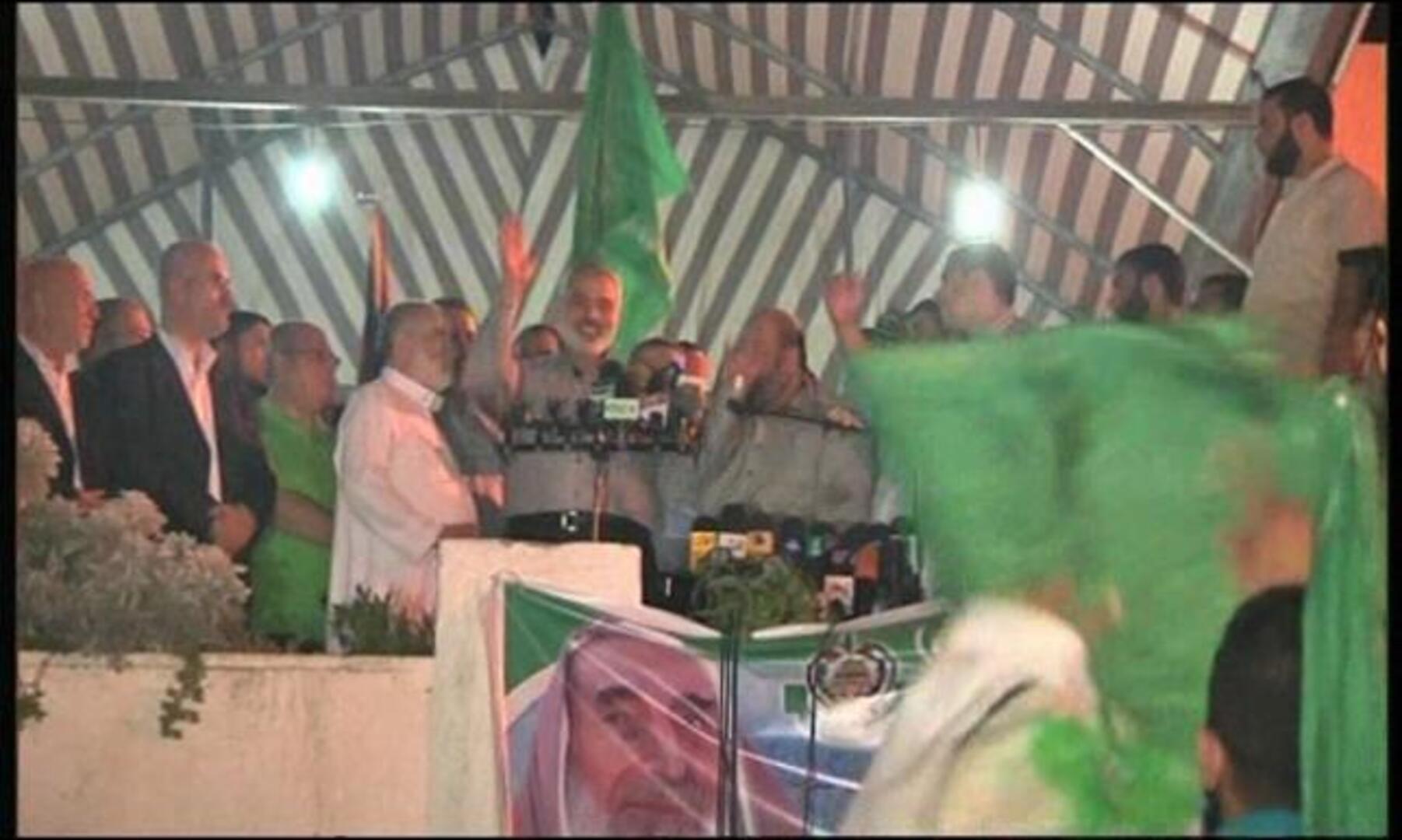 Israel y Hamás acuerdan canjear al soldado Shalit por mil reos palestinos