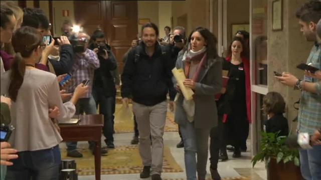 La maternidad de Montero reabre el debate de la conciliación familiar