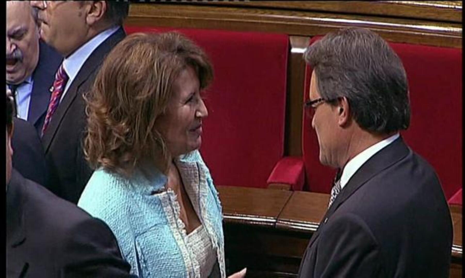 10 símbolos del despilfarro que no sufren recortes en Cataluña