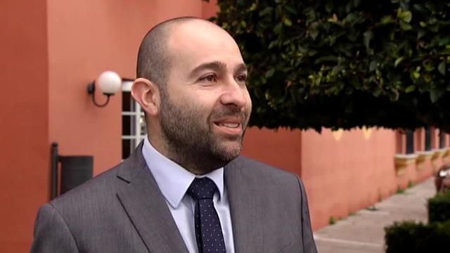 Vídeo: Los estibadores corean "ni un paso atrás" mientras aceleran las negociaciones