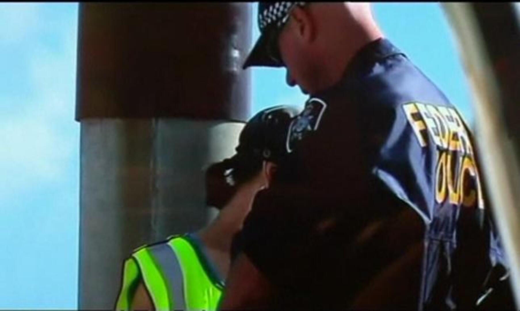 Detienen a cuatro españoles en Australia por llevar 58 millones de euros en drogas