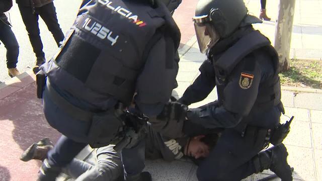 Un detenido y 10 heridos leves esta mañana en las protestas de Madrid