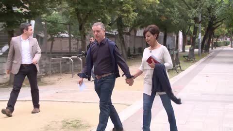 Vídeo: Urkullu depositando su voto en Durango