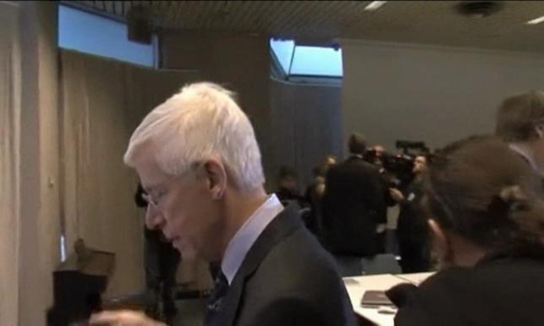 El móvil, igual de «cancerígeno» que el café, la sacarina o los polvos de talco