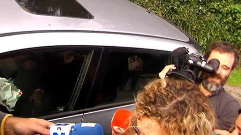 Vista del puente que conecta Taragoña con A Pobra