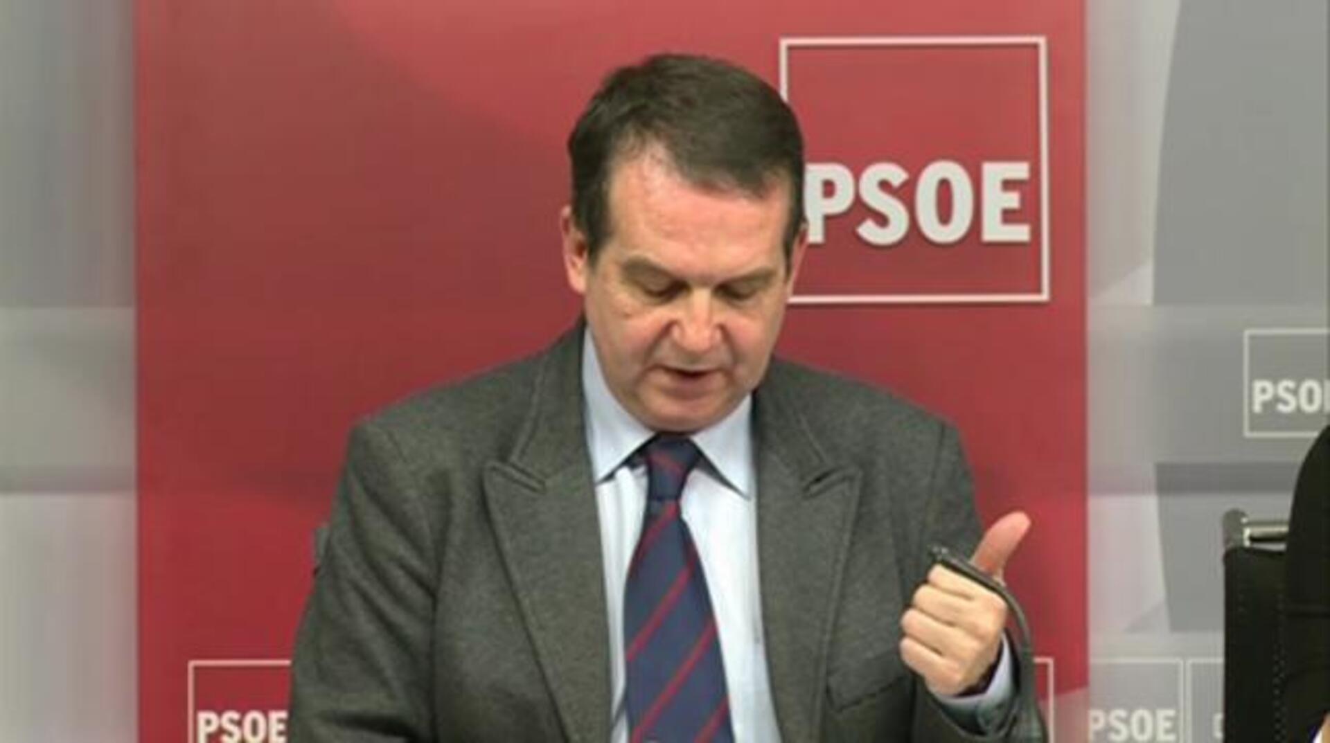 Los Ayuntamientos del PSOE retirarán sus depósitos de los bancos que sigan practicando desahucios