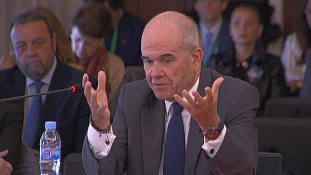 Chaves dice que desconocía los procedimientos y los requisitos de las ayudas