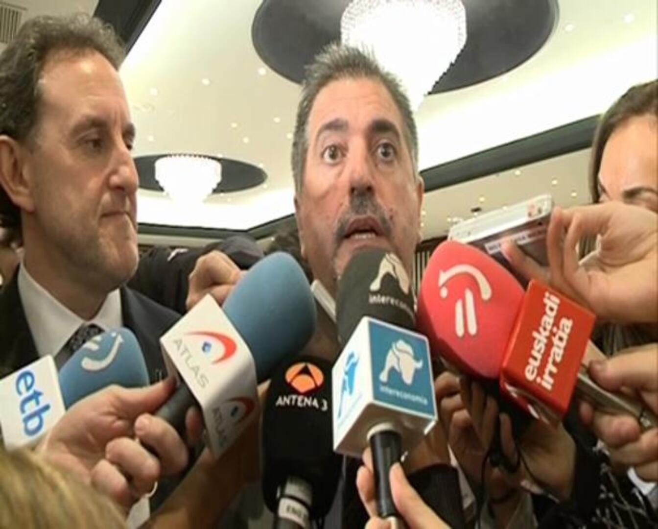 Eguiguren dice que la entrevista de ETA va dirigida a su gente en campaña