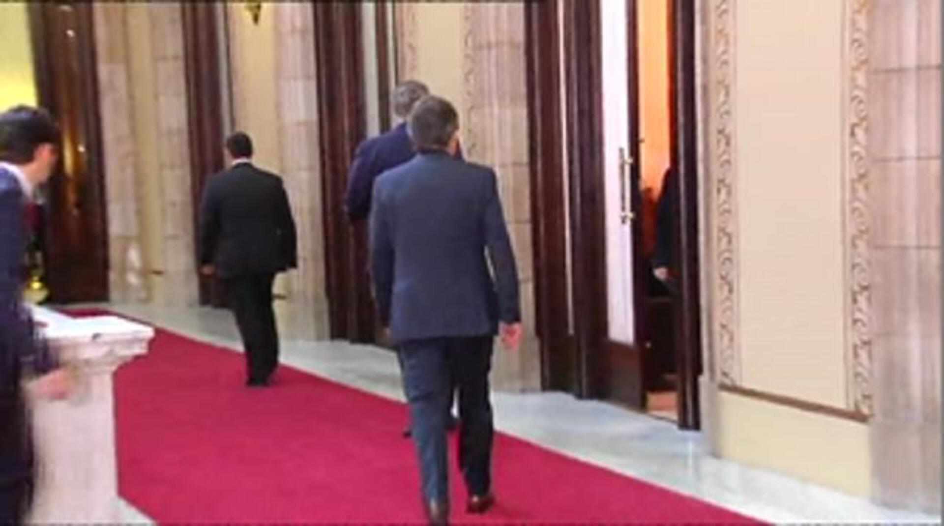 El diputado de Junts pel Si, Raül Romeva, ayer en el pleno del Parlamento catalán que aprobó la «desconexión» con España