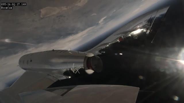 Virgin Galactic prueba con éxito su nueva nave espacial