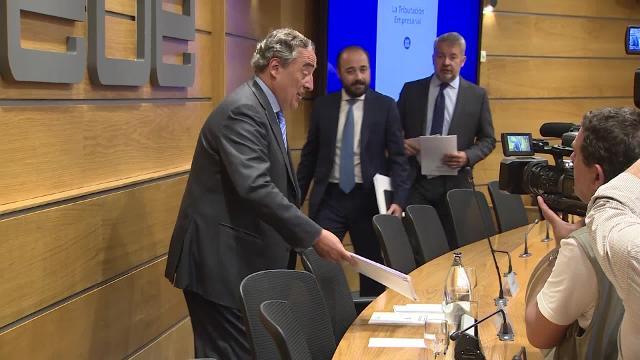 CEOE critica la propuesta de subir impuestos a las empresas