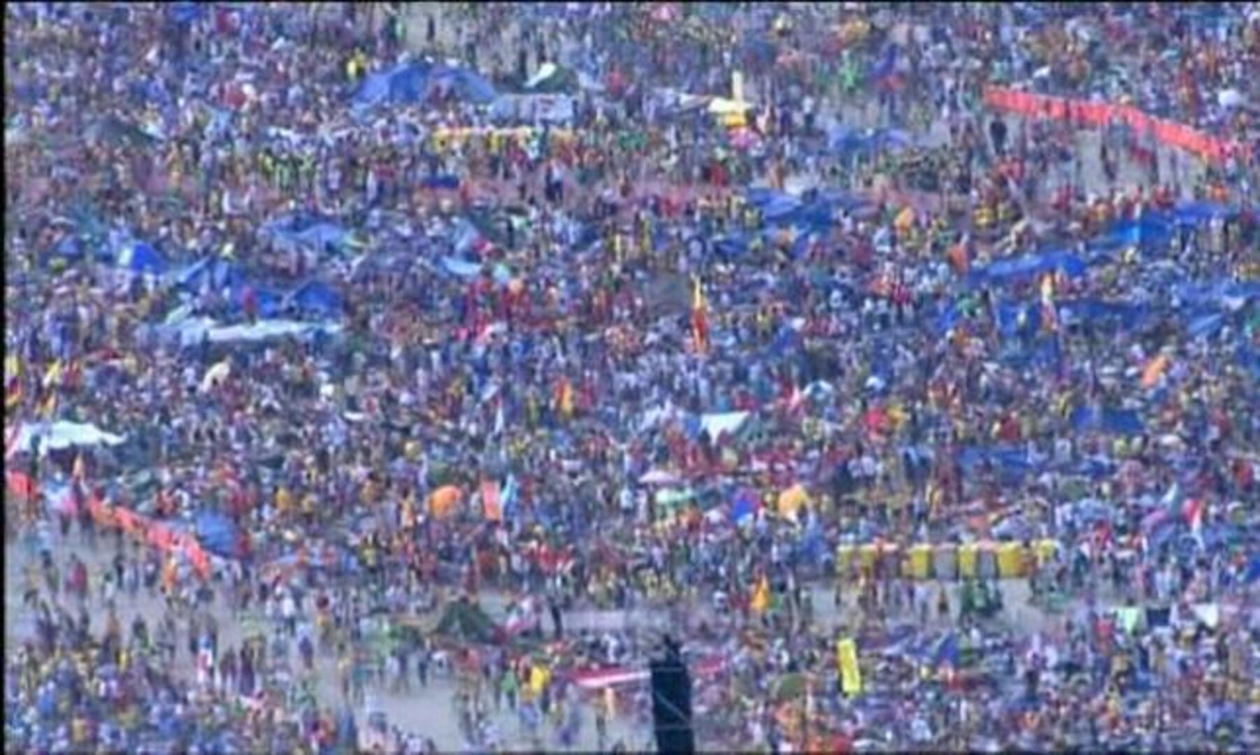 Directo: Benedicto XVI celebra la vigilia ante millón y medio de peregrinos