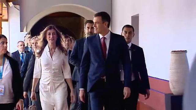 Pedro Sánchez ve &quot;razonable&quot; el acuerdo sobre el Brexit